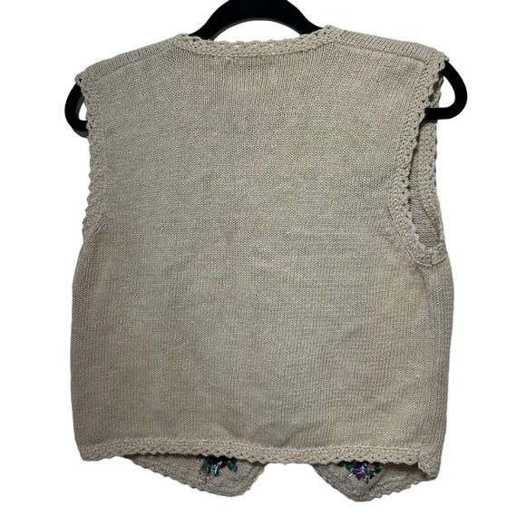 vintage cottagecore embroidered sweater vest Jenny size Large - Picture 2 of 3